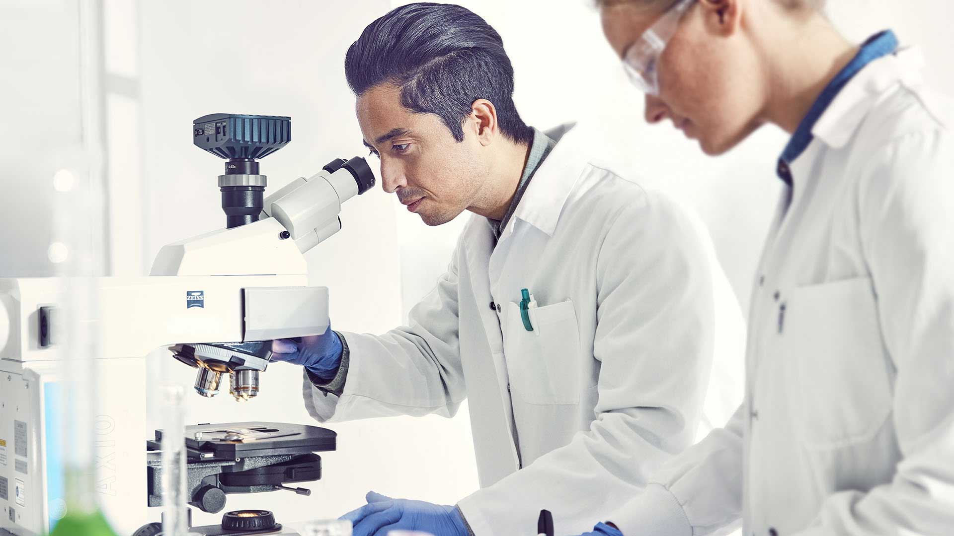 wetenschappers in een laboratorium