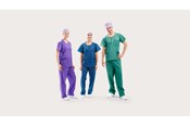 Drie artsen die BARRIER extra comfort omlooppakken dragen