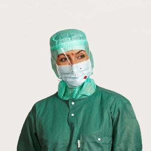 Stap 6 van de instructies medisch operatiemasker – met knooplinten